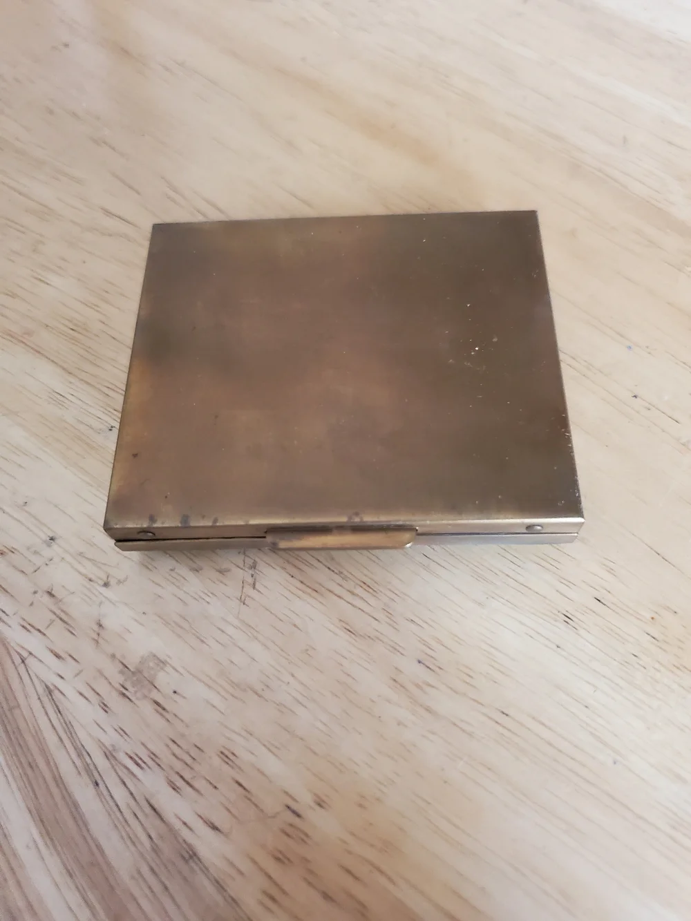 Vintage 1920s Floral Carved Compact Case